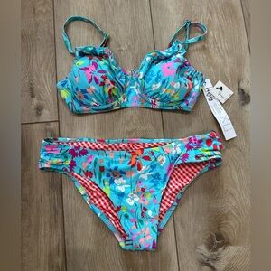 🆕 2pc Vera Bradley Superbloom Printed Ruffled Bikini Set